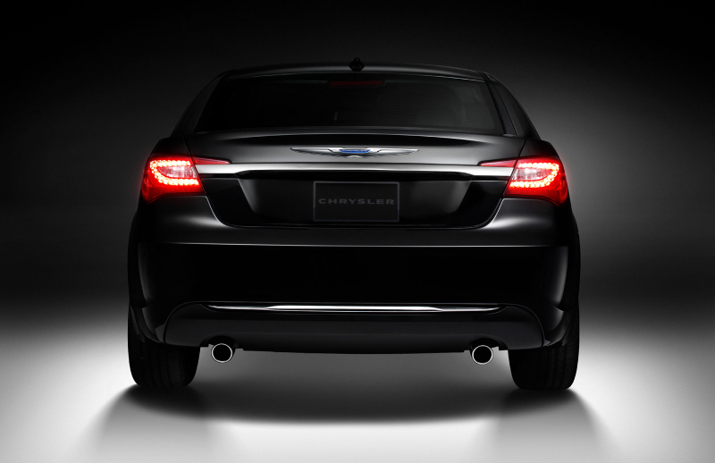 Illustration for article titled Chrysler 200: If A Sebring Made Love To A 300